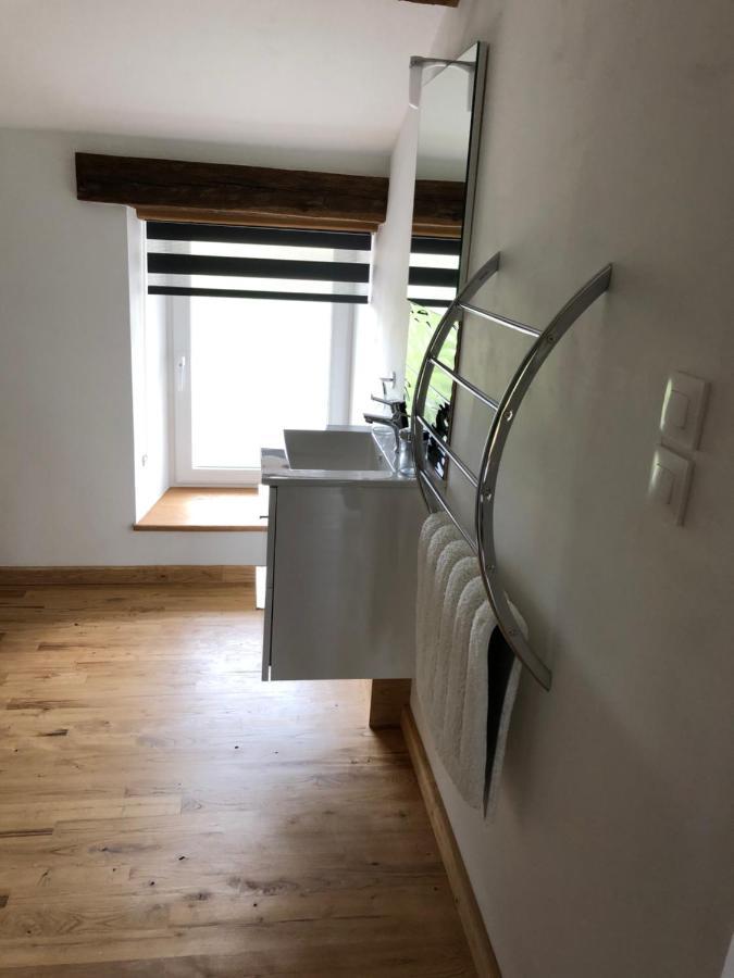 Le Dorat The Walnut Tree Chambre D'Hotes المظهر الخارجي الصورة
